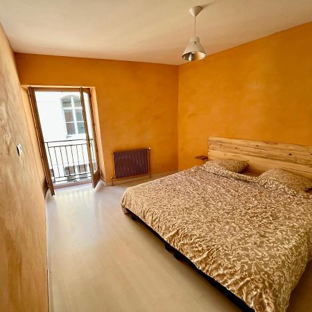 Appartement 2 Chambres - Lits King Size - Wifi - Baignoire Le Puy-en-Velay Exteriör bild